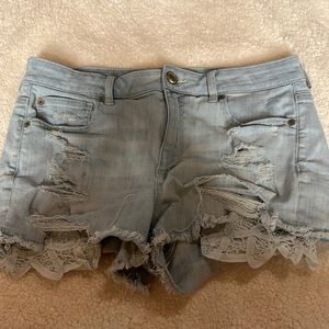 American Eagle Shorts Size 10 Lace Under Holes